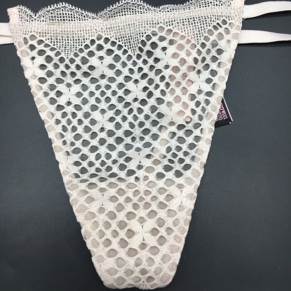 36C M Victoria's Secret Scoop Bra V-String Set - Picture 7 of 8